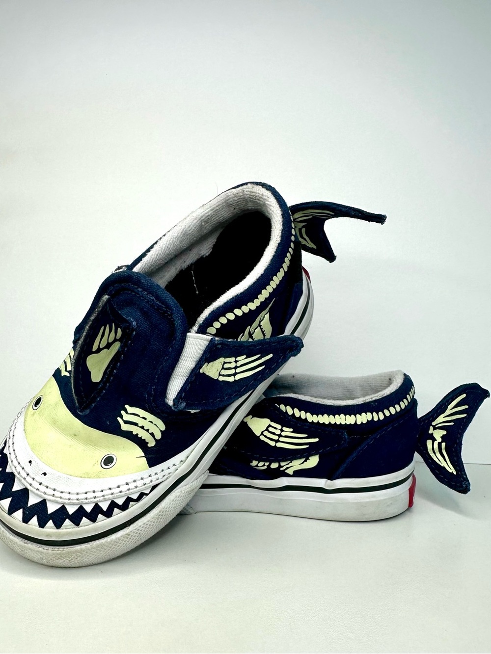 Vans Slip-On V Toddler 'Shark Glow' 6C Toddler